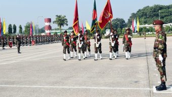 আর্মি সার্ভিস কোর ও আর্মি মেডিকেল কোরের কুচকাওয়াজ অনুষ্ঠিত