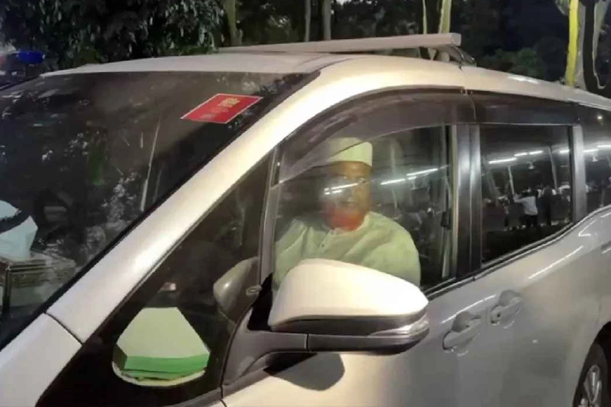 প্রধান উপদেষ্টার সঙ্গে বৈঠকে জামায়াত