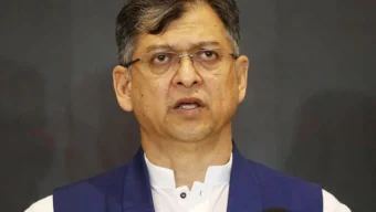 অন্তর্বর্তী সরকারের বিভিন্ন কর্মকাণ্ডে বিএনপি হতাশ : সালাহউদ্দিন আহমদ