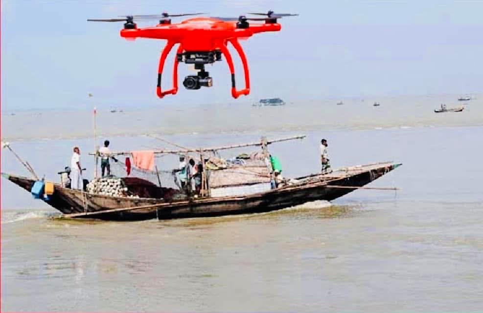 মা ইলিশ রক্ষায় ড্রোন(ক্যামেরা) ব্যবহার করবে প্রশাসন
