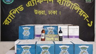 খিলক্ষেতে পিক-আপ ভর্তি ৫৫২ বোতল বিদেশী মদ জব্দ : আটক-১