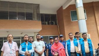 সাংবাদিকদের চাপে অবশেষে বেনাপোল কাস্টমস হাউসের ঘুষ কেলেঙ্কারিতে রাজস্ব কর্মকর্তা শামীমা আক্তারের বিরুদ্ধে দুদকের মামলা