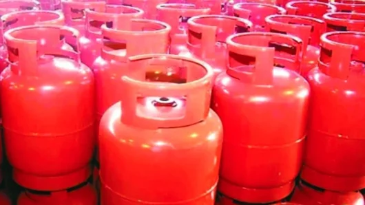 এলপি গ্যাসের নতুন দাম নির্ধারণ মঙ্গলবার