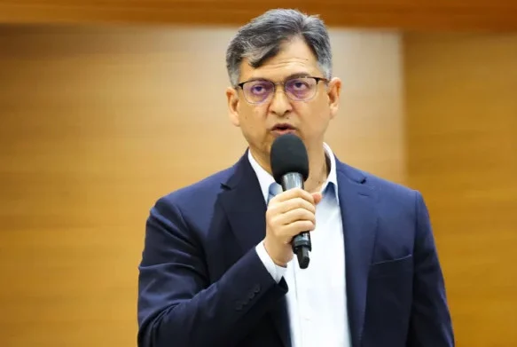 ফ্যাসিবাদবিরোধী ঐক্য অটুট থাকলে নির্বাচন নিয়ে সংকট সৃষ্টি হবে না: সালাহউদ্দিন