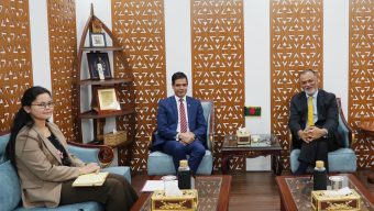 বাণিজ্য উপদেষ্টার সাথে নেপালের রাষ্ট্রদূত এর বৈঠক