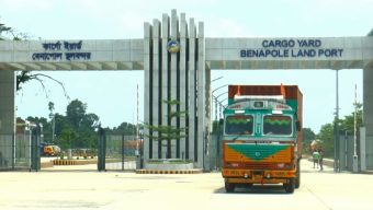 স্বাভাবিক হলো বেনাপোল-পেট্রাপোল বাণিজ্য, স্বস্তিতে দুই বন্দরের ব্যবসায়ীরা
