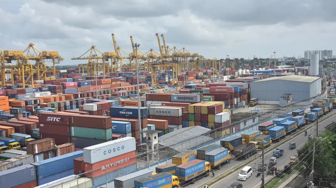 চট্টগ্রাম বন্দরে যানবাহন প্রবেশে বাড়তি মাশুল প্রত্যাহার