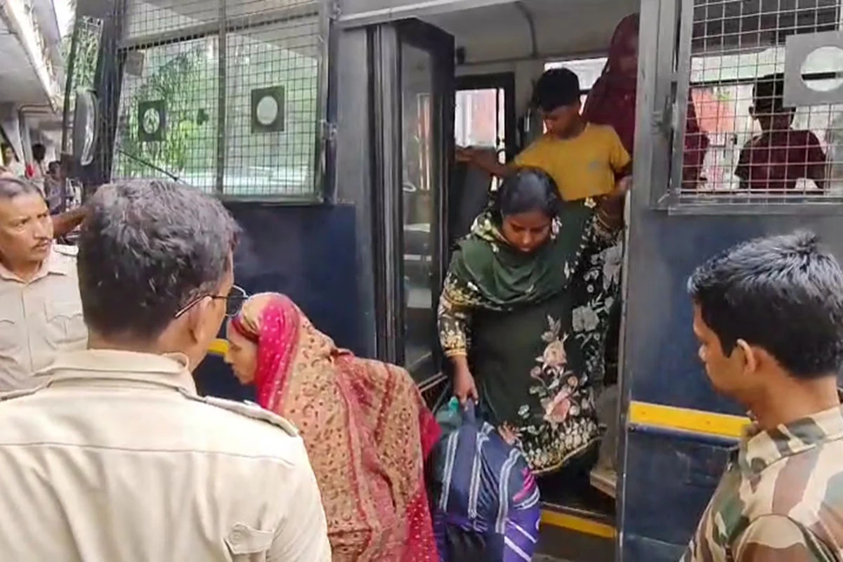 অবৈধ অনুপ্রবেশের দায়ে ভারতে গ্রেফতার ৪৫ বাংলাদেশি