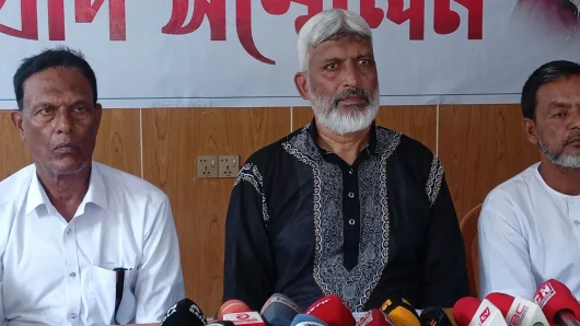 ঘোষিত প্রার্থীর পক্ষে কাজ করার প্রতিশ্রুতি দিলেন বঞ্চিত প্রার্থী