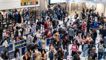 শাটডাউন : যুক্তরাষ্ট্রে এক দিনে ১৪০০ ফ্লাইট বাতিল