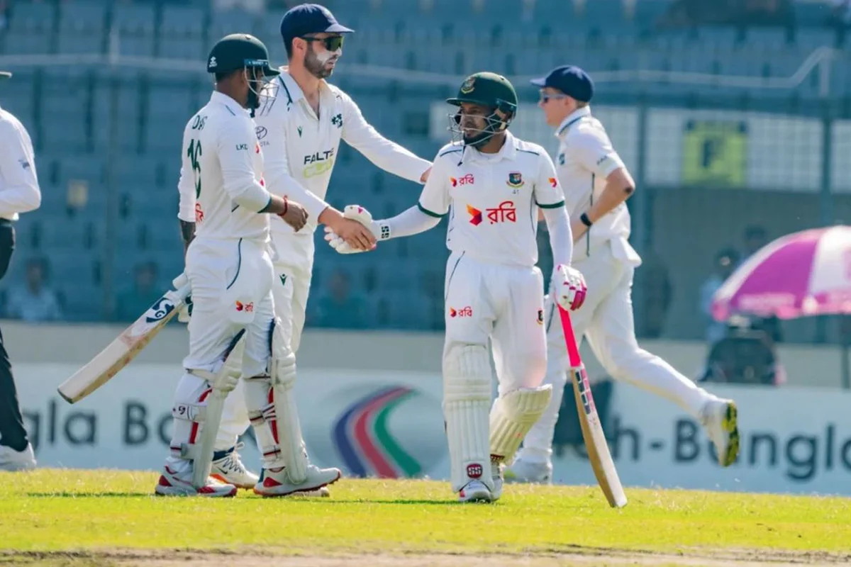 মুশফিক-লিটনের সেঞ্চুরিতে রান পাহাড়ে বাংলাদেশ