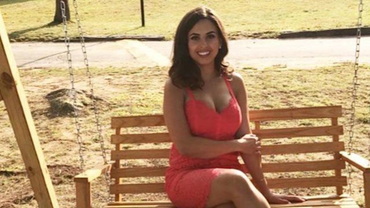 হোয়াইট হাউসের সঙ্গে পারিবারিক সম্পর্ক ফাঁস হওয়ার পর আলোচনায় আইসিইর হাতে আটক ব্রাজিলিয়ান তরুণী