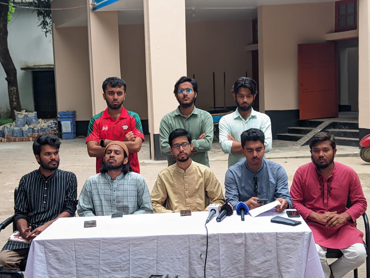 ‎২২ বছরের আয়ের হিসাব নেই রাকসুর ফান্ডে, অভিযোগ ভিপির