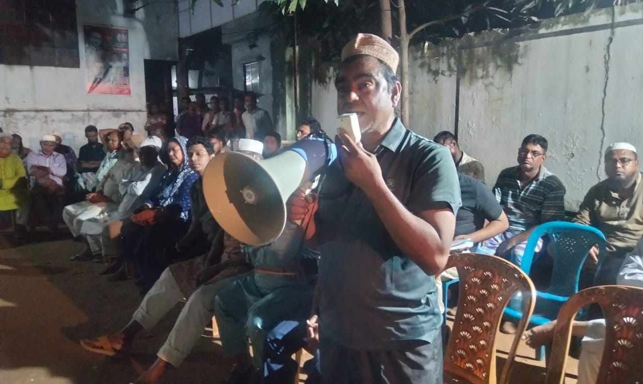 দলিপাড়ায় রাজউক কর্তৃক ঘরবাড়ি ভাংচুরের প্রতিবাদে এলাকাবাসী উদ্যোগে মতবিনিময় সভা অনুষ্ঠিত