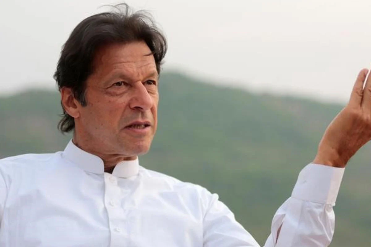 ইমরান খান বেঁচে আছেন, তবে….