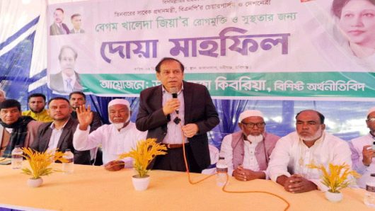 বাবার হত্যাকারীদের শেখ হাসিনা রক্ষা করেছেন: রেজা কিবরিয়া