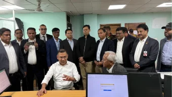 ভোটার হওয়ার আনুষ্ঠানিকতা সারলেন তারেক রহমান