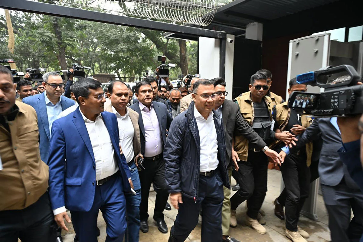 দেশে ফিরে প্রথমবারের মতো গুলশান কার্যালয়ে তারেক রহমান