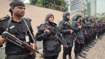 এভারকেয়ার হাসপাতালের সামনে নিরাপত্তা জোরদার