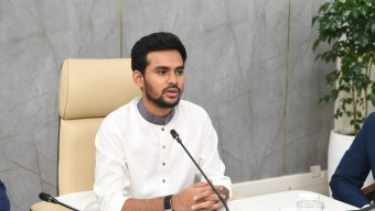 স্থানীয় সরকার উপদেষ্টার সম্মানে মন্ত্রণালয়ে বিদায়ী সংবর্ধনা অনুষ্ঠিত