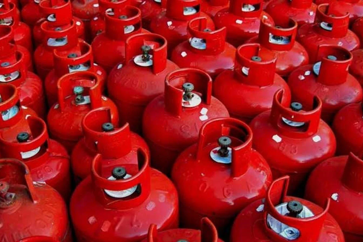 এলপিজির ভ্যাট কমানোর সুপারিশ মন্ত্রণালয়ের