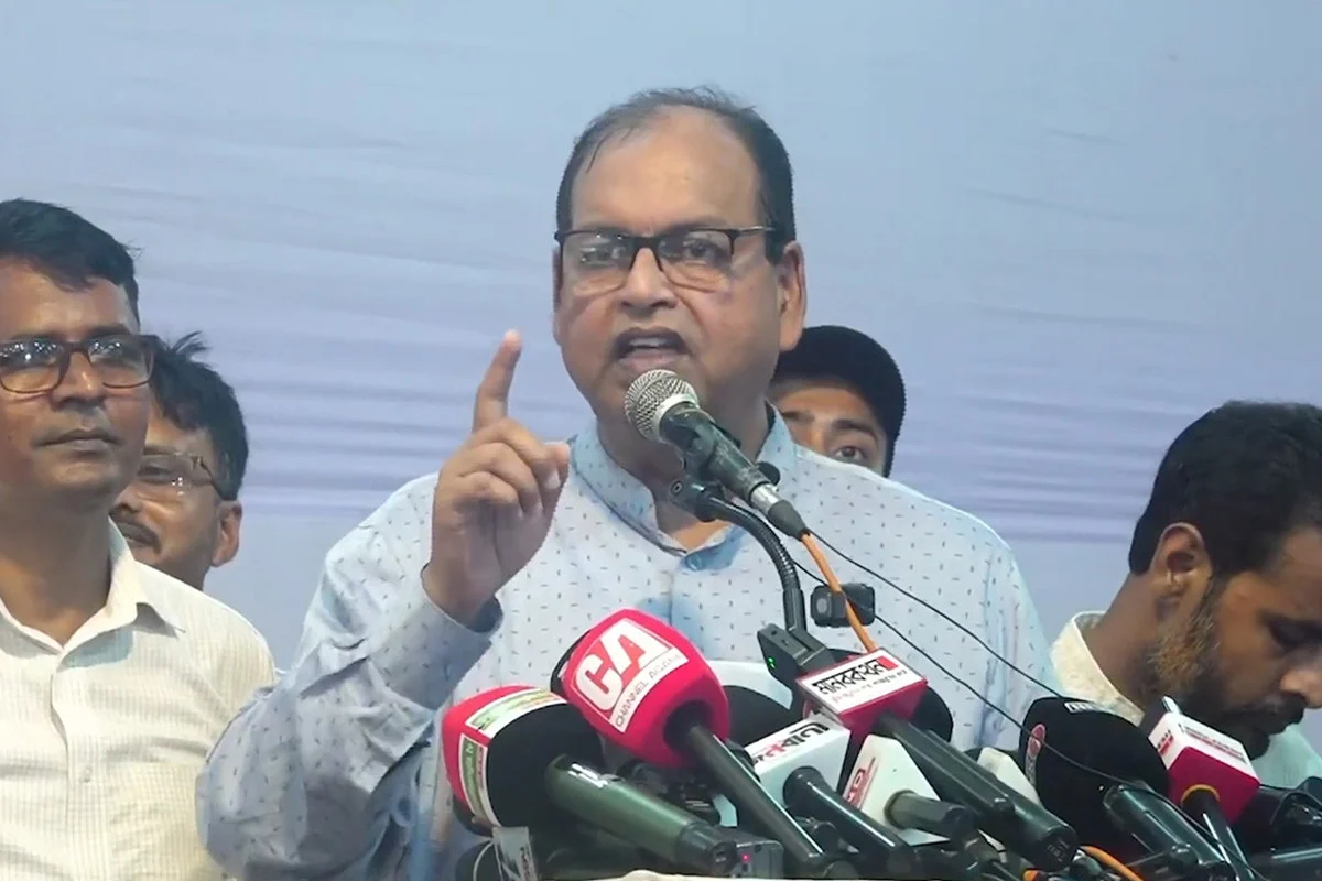 সুষ্ঠু ও নিরপেক্ষ নির্বাচনই পারে দেশকে সংকট থেকে উদ্ধার করতে : দুদু