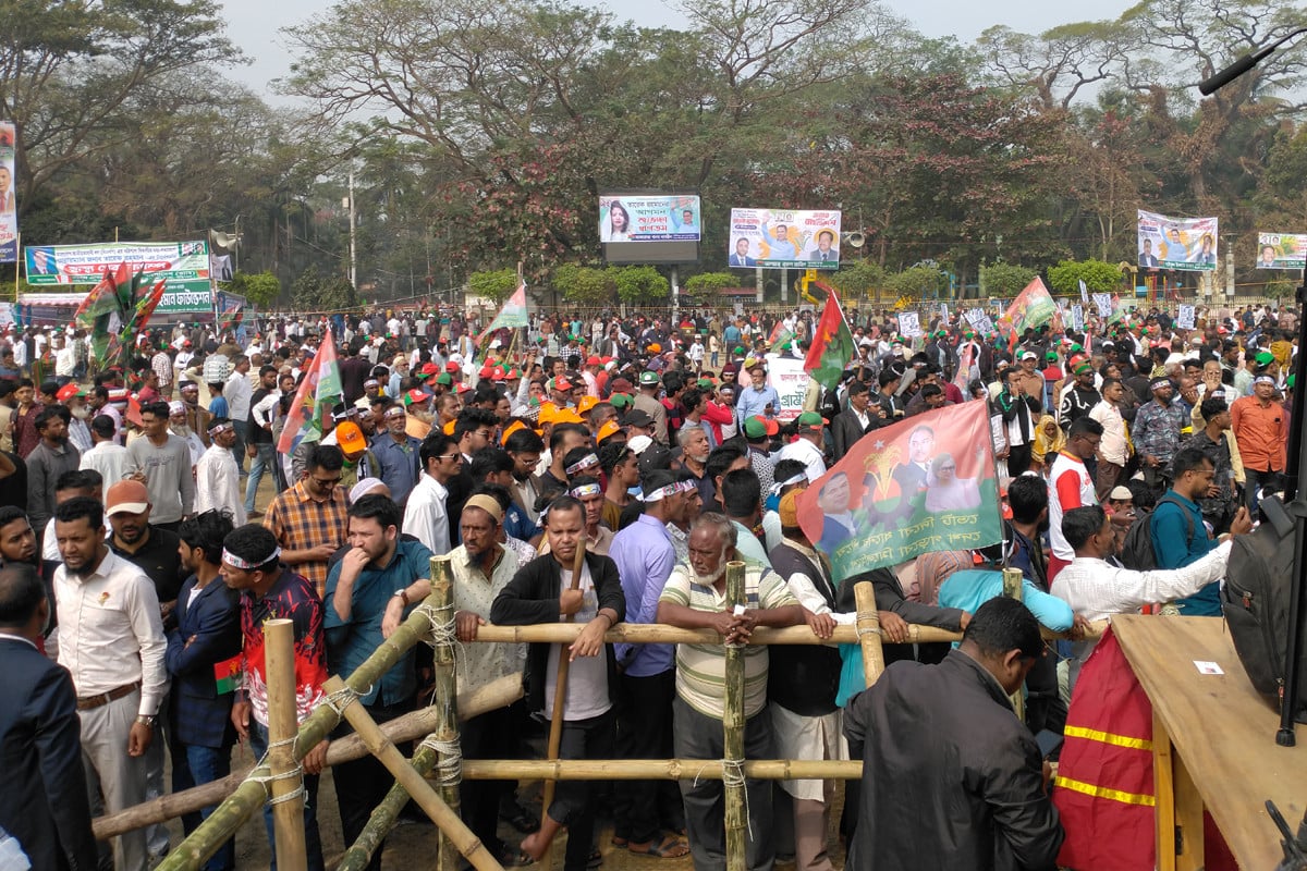 বরিশালে তারেক রহমানের জনসভা, নেতাকর্মীদের ঢল