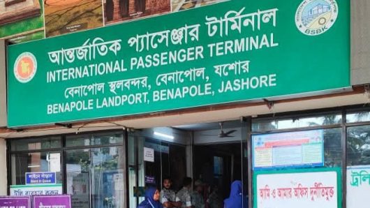 নির্বাচনের দিন নজিরবিহীন সিদ্ধান্ত