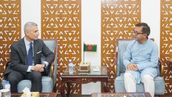 বাণিজ্যমন্ত্রীর সাথে যুক্তরাষ্ট্রের দক্ষিণ ও মধ্য এশিয়া বিষয়ক সহকারী পররাষ্ট্রমন্ত্রীর বৈঠক