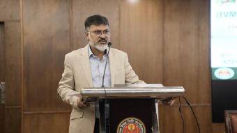 রাস্তায় হাঁটার সময় মানুষ যেন আমাদের ব্লেম দিতে না পারে— মশককর্মীদের উদ্দেশ্যে ডিএনসিসি প্রশাসক