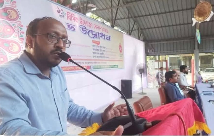 চাঁপাইনবাবগঞ্জে ১০ দিনব্যাপী বিসিক উদ্যোক্তা মেলার জমকালো উদ্বোধন