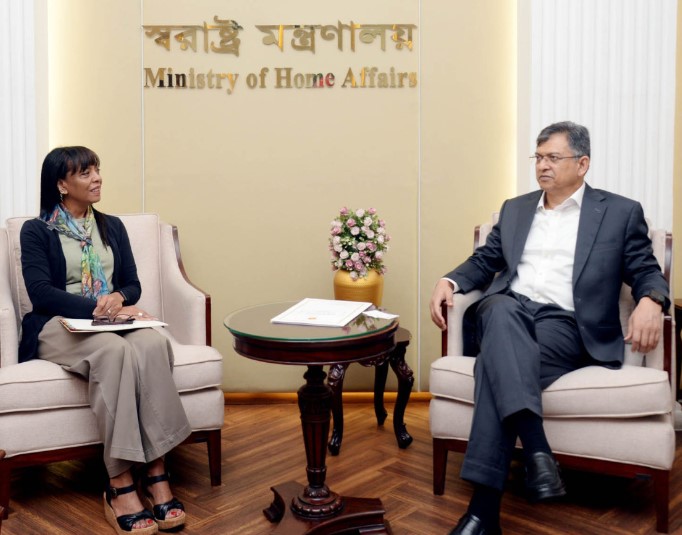 স্বরাষ্ট্রমন্ত্রীর সঙ্গে জাতিসংঘের আবাসিক সমন্বয়কারীর সাক্ষাৎ