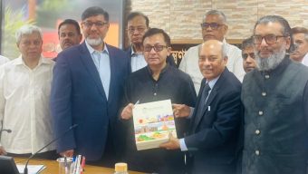 সৌদি বাজারে রপ্তানি বাড়াতে খাতভিত্তিক প্রস্তাব চাইলেন বাণিজ্যমন্ত্রী