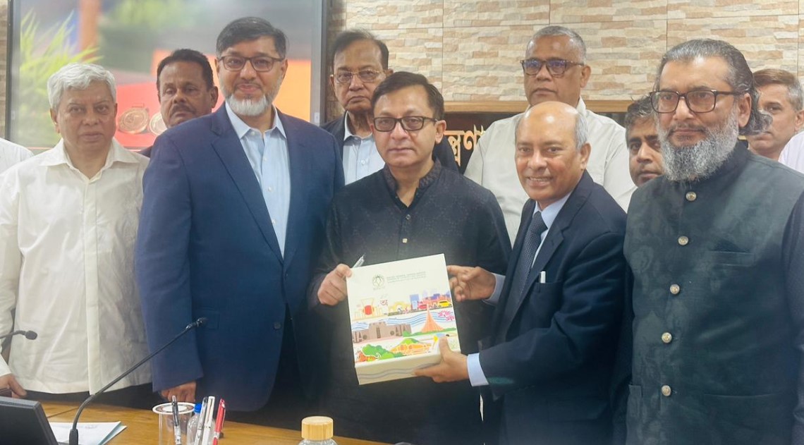 সৌদি বাজারে রপ্তানি বাড়াতে খাতভিত্তিক প্রস্তাব চাইলেন বাণিজ্যমন্ত্রী