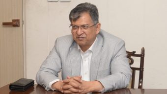 স্বরাষ্ট্রমন্ত্রীর সঙ্গে বাংলাদেশ পূজা উদযাপন পরিষদের নেতৃবৃন্দের সৌজন্য সাক্ষাৎ