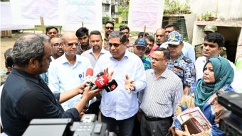 ডেঙ্গু প্রতিরোধে ডিএসসিসির জিগাতলা ও কুতুবখালী খালে অভিযান: জরিমানা ও সচেতনতামূলক কার্যক্রম