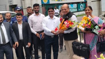 বেনাপোল সীমান্তে নতুন ভারতীয় হাইকমিশনার, ভিসা সেবা স্বাভাবিক হওয়ার ইঙ্গিত টুরিস্ট ভিসা চালু নিয়ে আশার বার্তা