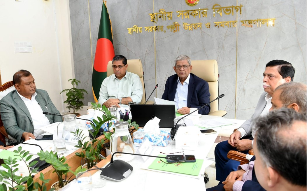 স্থানীয় সরকার মন্ত্রীর সভাপতিত্বে ডেঙ্গু প্রতিরোধে জাতীয় কমিটির ১ম সভা অনুষ্ঠিত, প্রতিমন্ত্রীর তত্ত্বাবধানে টাস্কফোর্স গঠনের সিদ্ধান্ত