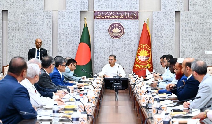চা শিল্পের উন্নয়নে সব ধরনের সহযোগিতার আশ্বাস প্রধানমন্ত্রীর