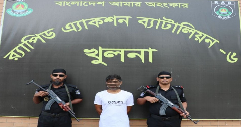 নির্জনা হত্যা মামলার মূল অভিযুক্ত বাবা আকাশ গ্রেফতার