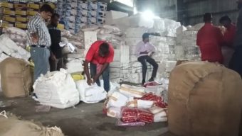 বেনাপোল বন্দরের শেডে মিলল নিখোঁজ ১৯ প্যাকেজ ভারতীয় পণ্য