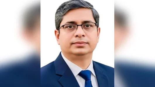 প্রধানমন্ত্রী তারেক রহমান মানবিক, বৈষম্যহীন ও সমৃদ্ধ বাংলাদেশ গড়তে কাজ করছেন -প্রতিমন্ত্রী মীর শাহে আলম