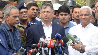 সন্ত্রাসী-চাঁদাবাজদের দ্রুত ধরতে কঠোর নির্দেশ স্বরাষ্ট্রমন্ত্রীর
