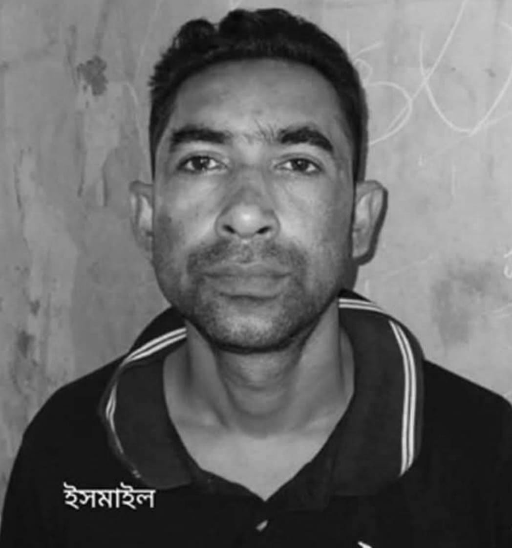 খুলনায় নৃশংস হত্যাকাণ্ড, নিহত ইসমাইলকে নিয়ে ভিন্নমত পুলিশ, পরিবার ও স্থানীয়দের