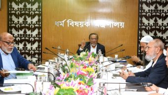 চলতি অর্থ বছরে ২ লক্ষ ৫৬ হাজার ৭৪ জন ইমাম, মুয়াজ্জিন, খাদেম ও অন্যান্য উপাসনালয়ের ব্যক্তিবর্গ পাবেন মাসিক সম্মানি: জনপ্রশাসন উপদেষ্টা