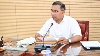 প্রধানমন্ত্রী তারেক রহমান আজ বাংলাদেশ সচিবালয়ে মন্ত্রিপরিষদ বিভাগের সভাকক্ষে অনুষ্ঠিত মন্ত্রিপরিষদ সভায় সভাপতিত্ব করেন