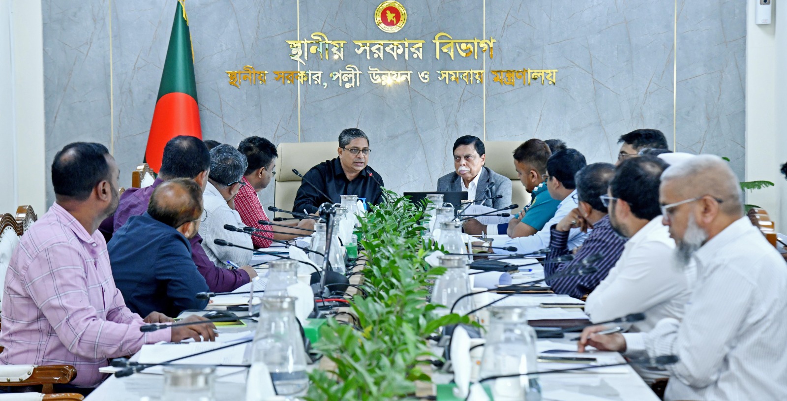 ই-রিকশা ব্যবস্থাপনায় নীতিমালা প্রণয়ন করছে সরকার: স্থানীয় সরকার প্রতিমন্ত্রী মীর শাহে আলম