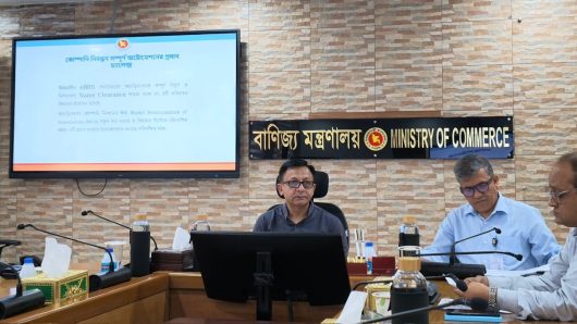 প্রধানমন্ত্রীর ‘ক্লিন সিটি, গ্রিন সিটি’ পরিকল্পনা দ্রুত বাস্তবায়নের নির্দেশ স্থানীয় সরকার মন্ত্রীর