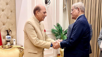 রাষ্ট্রপতির সঙ্গে ভারতীয় হাইকমিশনারের সাক্ষাৎ