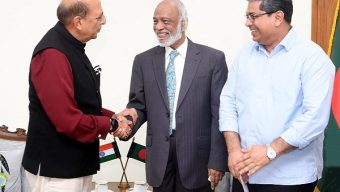 স্থানীয় সরকার মন্ত্রীর সঙ্গে ভারতীয় হাইকমিশনারের সৌজন্য সাক্ষাৎ: বাংলাদেশ-ভারত সম্পর্ক আরও জোরদারের আশাবাদ
